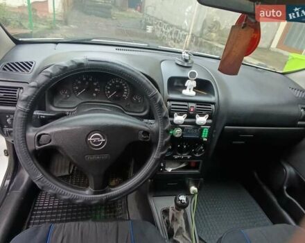 Белый Опель Астра, объемом двигателя 1.4 л и пробегом 327 тыс. км за 2300 $, фото 13 на Automoto.ua
