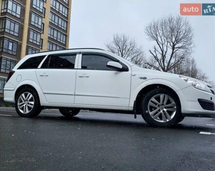 Білий Опель Астра, об'ємом двигуна 1.6 л та пробігом 271 тис. км за 4200 $, фото 2 на Automoto.ua