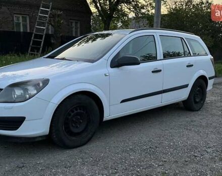 Белый Опель Астра, объемом двигателя 1.6 л и пробегом 252 тыс. км за 5200 $, фото 1 на Automoto.ua