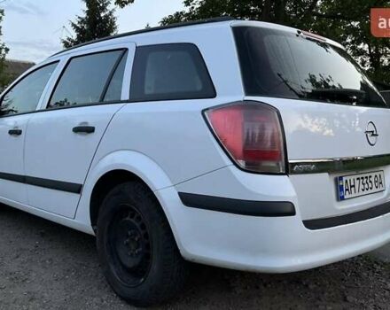 Белый Опель Астра, объемом двигателя 1.6 л и пробегом 252 тыс. км за 5200 $, фото 4 на Automoto.ua