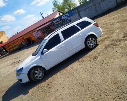 Белый Опель Астра, объемом двигателя 1.9 л и пробегом 250 тыс. км за 4999 $, фото 2 на Automoto.ua