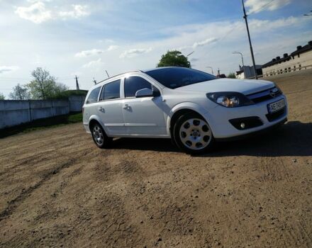 Белый Опель Астра, объемом двигателя 1.9 л и пробегом 250 тыс. км за 4999 $, фото 10 на Automoto.ua