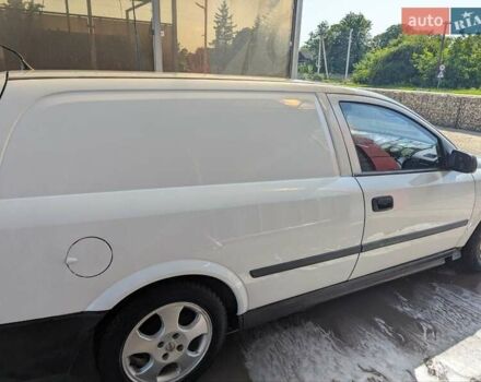 Белый Опель Астра, объемом двигателя 1.7 л и пробегом 382 тыс. км за 4000 $, фото 5 на Automoto.ua