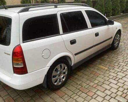 Белый Опель Астра, объемом двигателя 1.7 л и пробегом 314 тыс. км за 3800 $, фото 7 на Automoto.ua