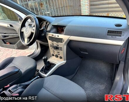Білий Опель Астра, об'ємом двигуна 1.7 л та пробігом 240 тис. км за 4550 $, фото 11 на Automoto.ua
