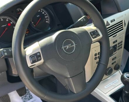 Белый Опель Астра, объемом двигателя 1.6 л и пробегом 176 тыс. км за 5300 $, фото 14 на Automoto.ua