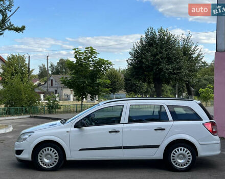 Белый Опель Астра, объемом двигателя 1.6 л и пробегом 175 тыс. км за 4800 $, фото 12 на Automoto.ua