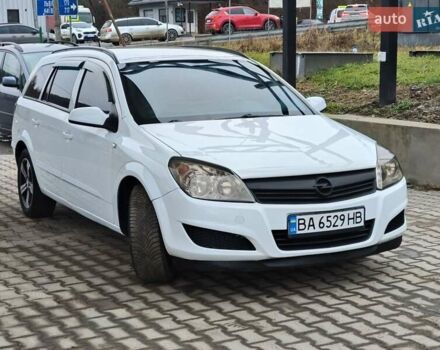Білий Опель Астра, об'ємом двигуна 1.6 л та пробігом 279 тис. км за 3650 $, фото 2 на Automoto.ua