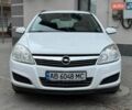 Белый Опель Астра, объемом двигателя 1.8 л и пробегом 172 тыс. км за 5950 $, фото 4 на Automoto.ua
