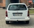 Белый Опель Астра, объемом двигателя 1.69 л и пробегом 375 тыс. км за 2900 $, фото 12 на Automoto.ua