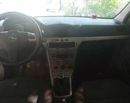 Опель Астра 2007 в Виньковцах на Automoto.ua Белый Опель Астра, объемом двигателя 1.3 л и пробегом 315 тыс. км за 4200 $, фото 6 на Automoto.ua