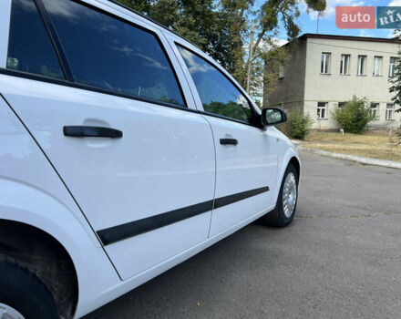 Белый Опель Астра, объемом двигателя 1.6 л и пробегом 175 тыс. км за 4800 $, фото 39 на Automoto.ua