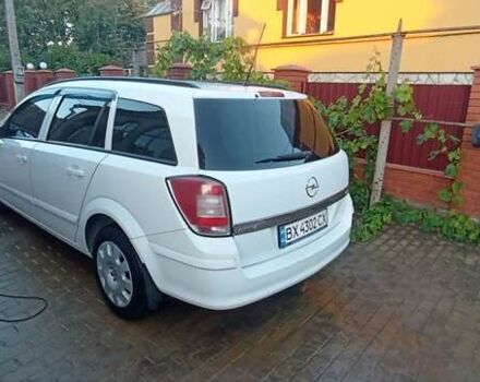 Опель Астра 2007 в Виньковцах на Automoto.ua Белый Опель Астра, объемом двигателя 1.3 л и пробегом 315 тыс. км за 4200 $, фото 1 на Automoto.ua