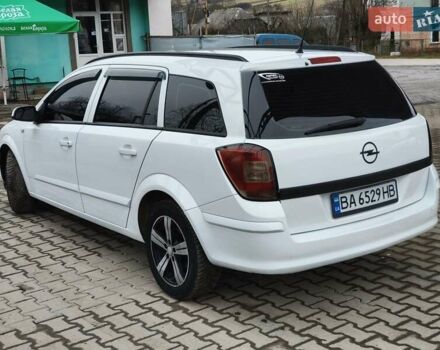 Білий Опель Астра, об'ємом двигуна 1.6 л та пробігом 279 тис. км за 3650 $, фото 4 на Automoto.ua