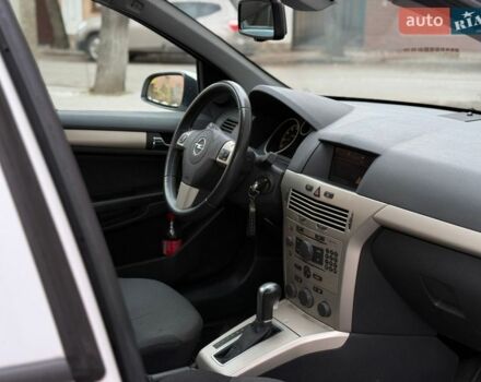 Білий Опель Астра, об'ємом двигуна 1.8 л та пробігом 172 тис. км за 5950 $, фото 16 на Automoto.ua