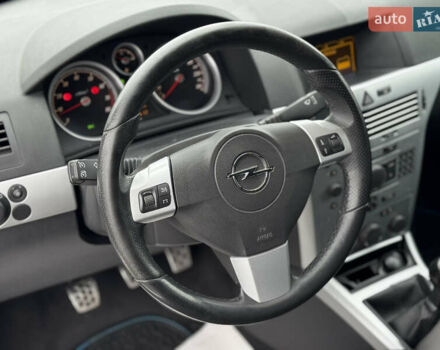 Белый Опель Астра, объемом двигателя 1.8 л и пробегом 166 тыс. км за 5750 $, фото 28 на Automoto.ua
