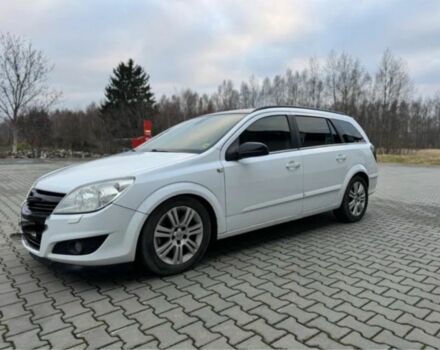 Белый Опель Астра, объемом двигателя 1.7 л и пробегом 324 тыс. км за 2150 $, фото 1 на Automoto.ua
