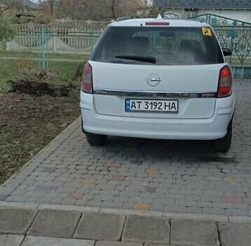 Опель Астра 2008 в Коломые на Automoto.ua Белый Опель Астра, объемом двигателя 1.7 л и пробегом 267 тыс. км за 4700 $, фото 9 на Automoto.ua