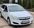 Белый Опель Астра, объемом двигателя 1.2 л и пробегом 266 тыс. км за 3750 $, фото 4 на Automoto.ua