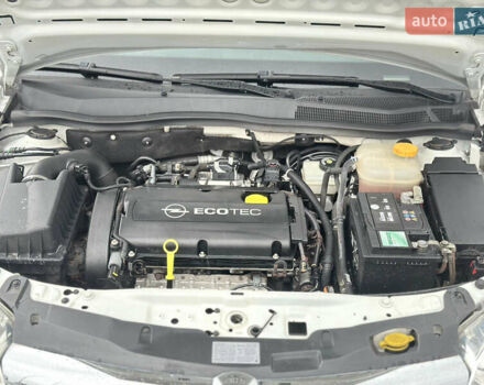 Белый Опель Астра, объемом двигателя 1.8 л и пробегом 203 тыс. км за 6450 $, фото 20 на Automoto.ua