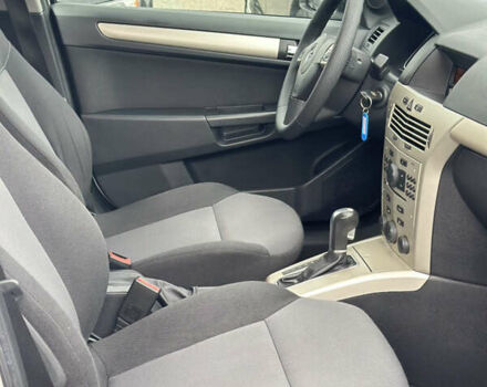 Белый Опель Астра, объемом двигателя 1.8 л и пробегом 203 тыс. км за 6450 $, фото 17 на Automoto.ua