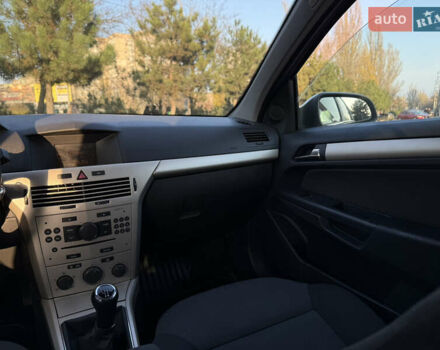 Білий Опель Астра, об'ємом двигуна 1.6 л та пробігом 220 тис. км за 6600 $, фото 29 на Automoto.ua