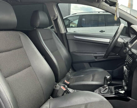 Білий Опель Астра, об'ємом двигуна 1.7 л та пробігом 287 тис. км за 5650 $, фото 10 на Automoto.ua