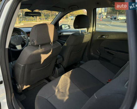 Білий Опель Астра, об'ємом двигуна 1.6 л та пробігом 220 тис. км за 6600 $, фото 24 на Automoto.ua