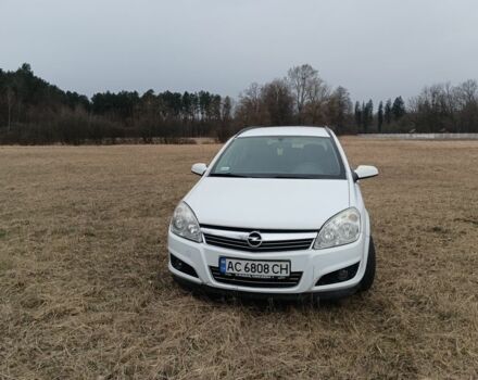 Белый Опель Астра, объемом двигателя 1.7 л и пробегом 290 тыс. км за 3600 $, фото 2 на Automoto.ua