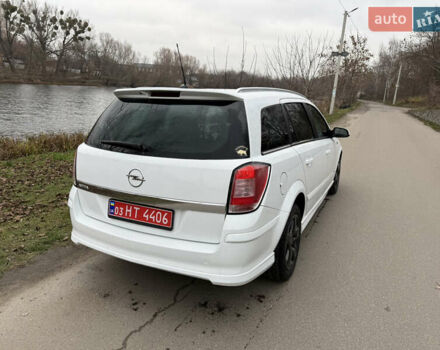 Білий Опель Астра, об'ємом двигуна 1.6 л та пробігом 219 тис. км за 5800 $, фото 4 на Automoto.ua