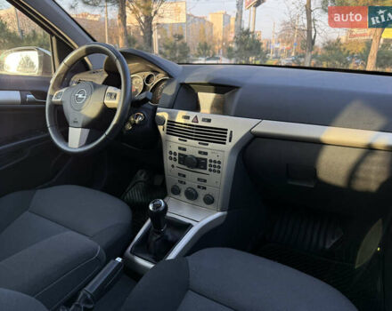 Білий Опель Астра, об'ємом двигуна 1.6 л та пробігом 220 тис. км за 6600 $, фото 33 на Automoto.ua