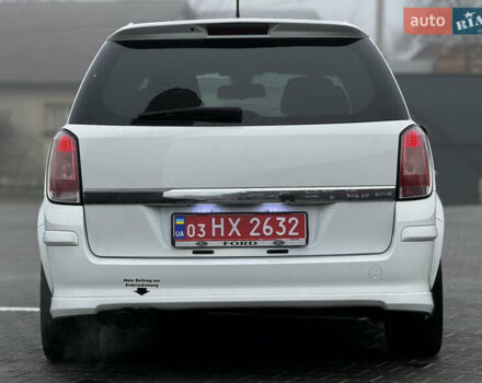 Белый Опель Астра, объемом двигателя 1.8 л и пробегом 166 тыс. км за 5750 $, фото 9 на Automoto.ua