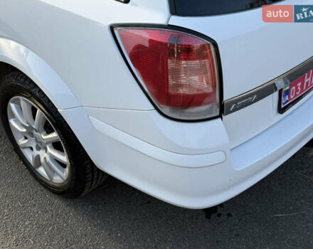 Білий Опель Астра, об'ємом двигуна 1.6 л та пробігом 220 тис. км за 6600 $, фото 5 на Automoto.ua