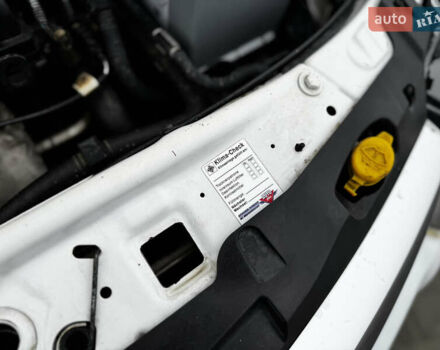 Белый Опель Астра, объемом двигателя 1.8 л и пробегом 166 тыс. км за 5750 $, фото 55 на Automoto.ua