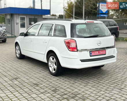 Белый Опель Астра, объемом двигателя 1.8 л и пробегом 203 тыс. км за 6450 $, фото 3 на Automoto.ua