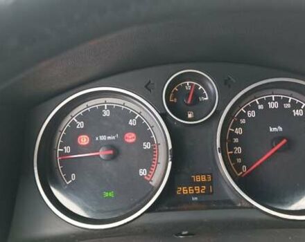 Опель Астра 2008 в Коломые на Automoto.ua Белый Опель Астра, объемом двигателя 1.7 л и пробегом 267 тыс. км за 4700 $, фото 3 на Automoto.ua