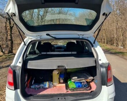 Белый Опель Астра, объемом двигателя 1.4 л и пробегом 210 тыс. км за 7000 $, фото 3 на Automoto.ua