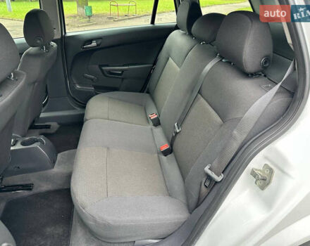 Білий Опель Астра, об'ємом двигуна 1.6 л та пробігом 188 тис. км за 4950 $, фото 25 на Automoto.ua