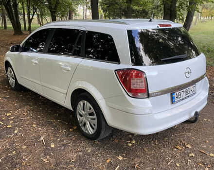Белый Опель Астра, объемом двигателя 1.69 л и пробегом 224 тыс. км за 5300 $, фото 16 на Automoto.ua