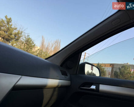 Білий Опель Астра, об'ємом двигуна 1.6 л та пробігом 220 тис. км за 6600 $, фото 23 на Automoto.ua