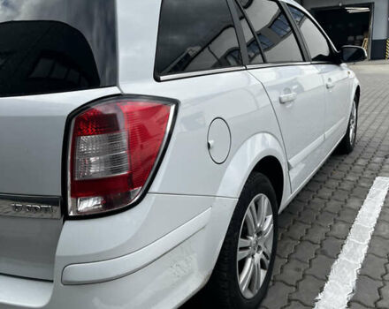 Білий Опель Астра, об'ємом двигуна 1.7 л та пробігом 287 тис. км за 5650 $, фото 2 на Automoto.ua