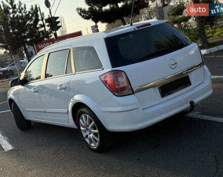 Білий Опель Астра, об'ємом двигуна 1.6 л та пробігом 220 тис. км за 6600 $, фото 4 на Automoto.ua