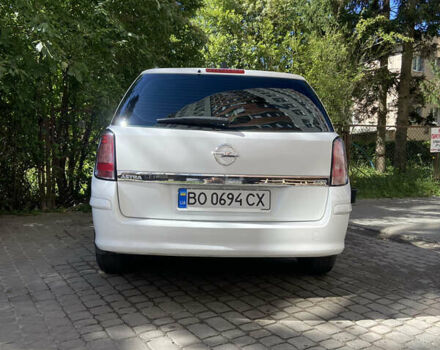 Белый Опель Астра, объемом двигателя 1.3 л и пробегом 288 тыс. км за 5950 $, фото 7 на Automoto.ua
