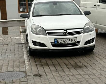 Белый Опель Астра, объемом двигателя 1.7 л и пробегом 295 тыс. км за 4500 $, фото 1 на Automoto.ua
