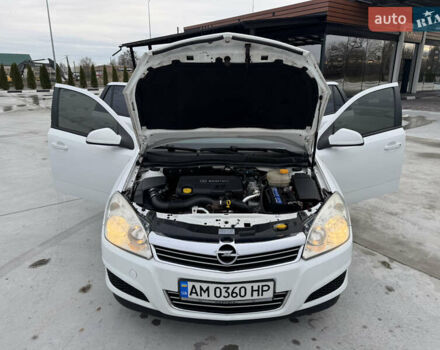 Белый Опель Астра, объемом двигателя 1.7 л и пробегом 306 тыс. км за 4999 $, фото 32 на Automoto.ua