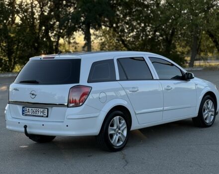 Білий Опель Астра, об'ємом двигуна 1.8 л та пробігом 200 тис. км за 3499 $, фото 3 на Automoto.ua