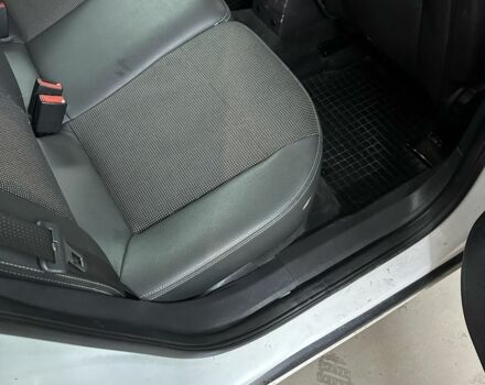 Белый Опель Астра, объемом двигателя 1.7 л и пробегом 295 тыс. км за 4500 $, фото 4 на Automoto.ua