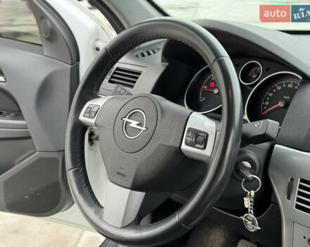 Білий Опель Астра, об'ємом двигуна 1.7 л та пробігом 306 тис. км за 4950 $, фото 13 на Automoto.ua