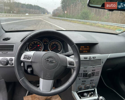 Білий Опель Астра, об'ємом двигуна 1.6 л та пробігом 292 тис. км за 5600 $, фото 11 на Automoto.ua