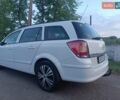 Белый Опель Астра, объемом двигателя 1.7 л и пробегом 261 тыс. км за 5000 $, фото 8 на Automoto.ua